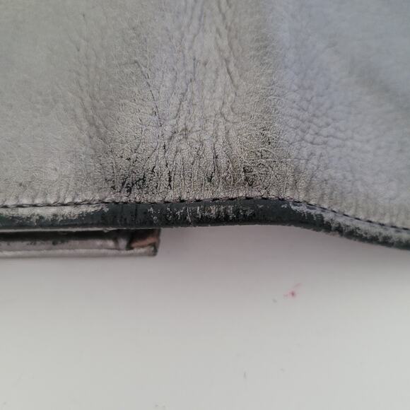 See By Chloe Geniue Pebble Leather Long Wallet Metalic Silver Envelope Designer - Picture 9 of 10